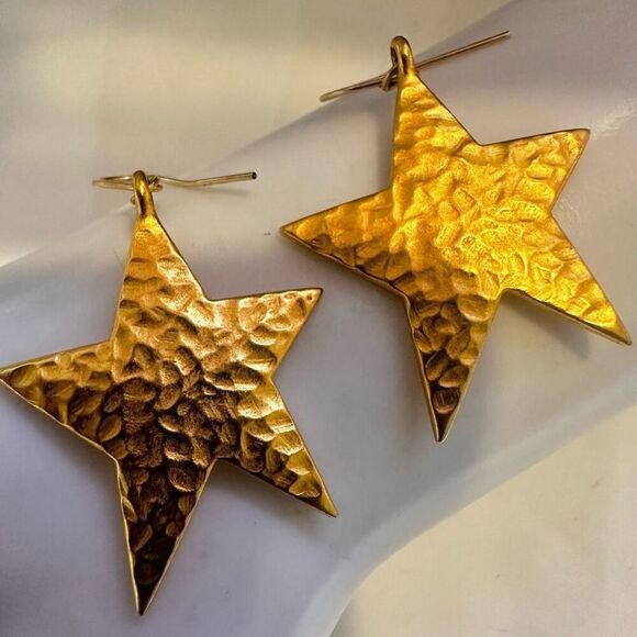 Napier textured gold star drop earrings - Picture 4 of 7